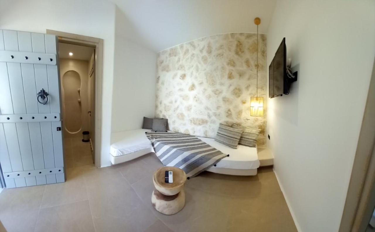 Naxos Green Village Hotel Naxos City Экстерьер фото