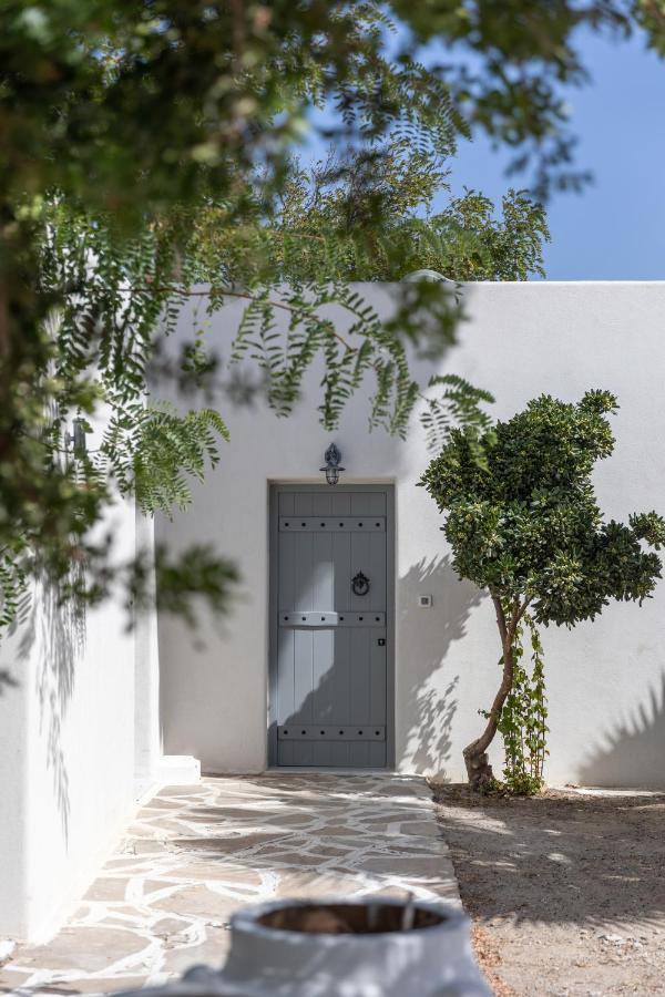 Naxos Green Village Hotel Naxos City Экстерьер фото