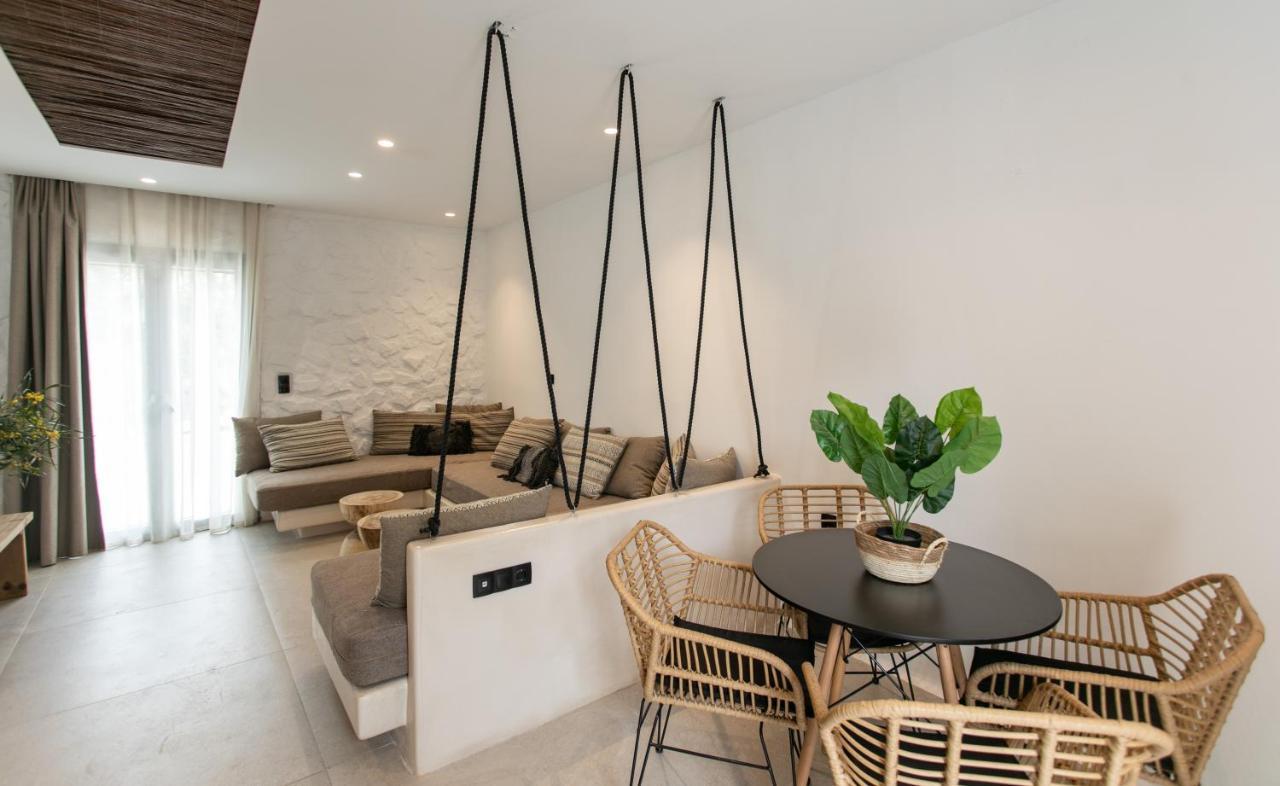 Naxos Green Village Hotel Naxos City Экстерьер фото