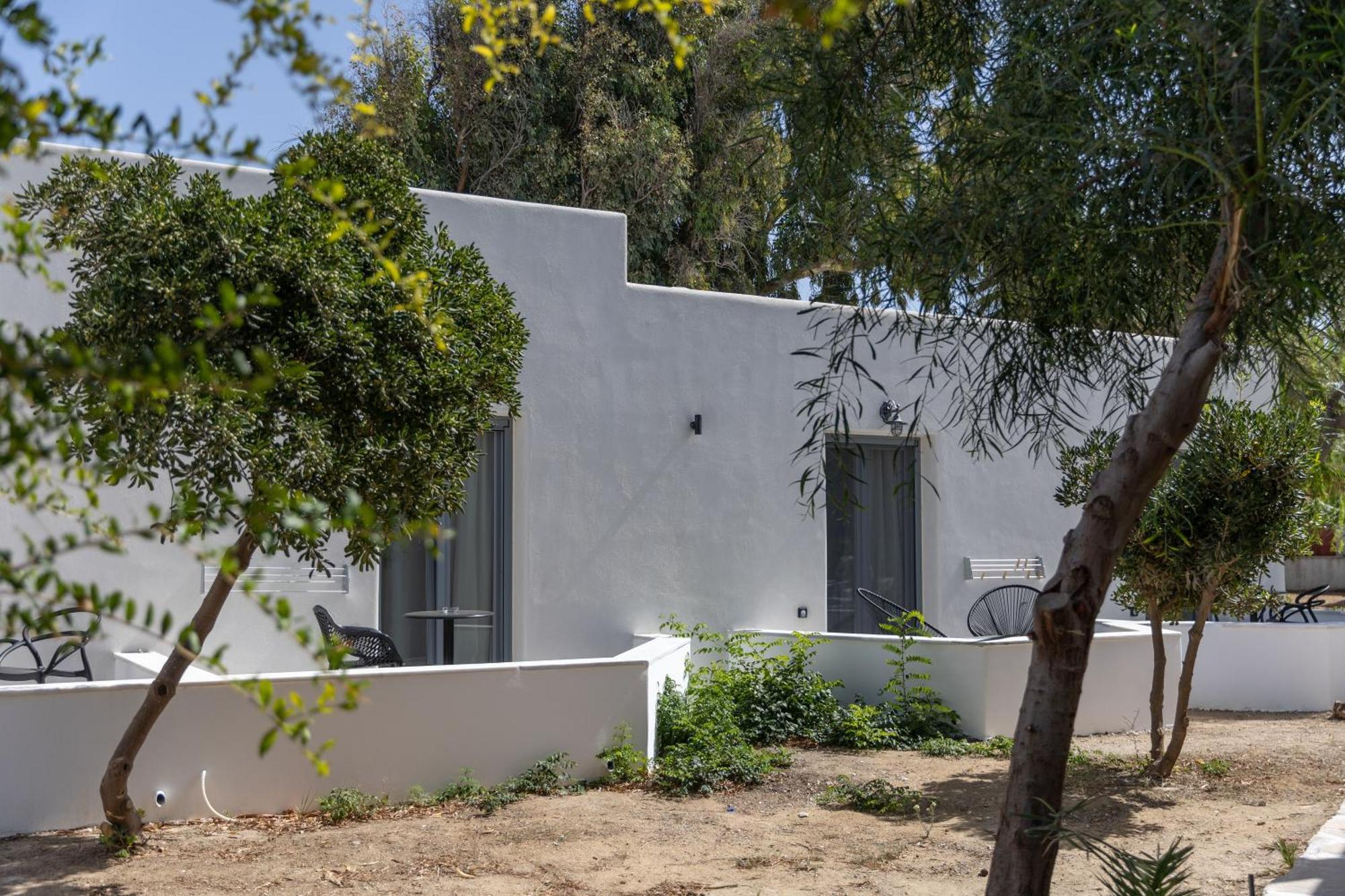 Naxos Green Village Hotel Naxos City Экстерьер фото